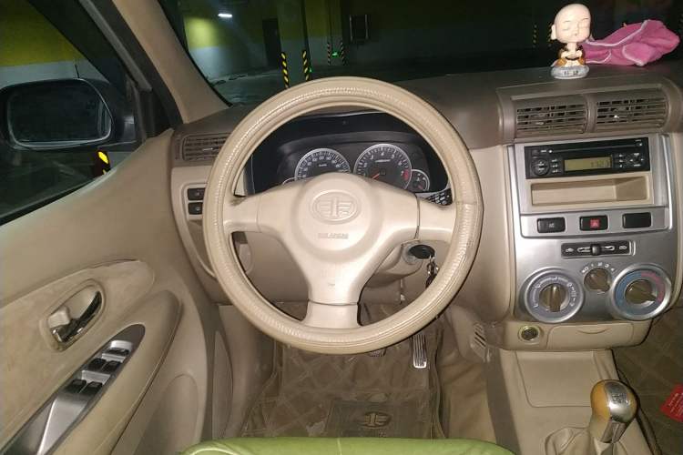 Used FAW Senya M80 2009 1.5L Manual 7-Seater Standard Edition Steering Wheel