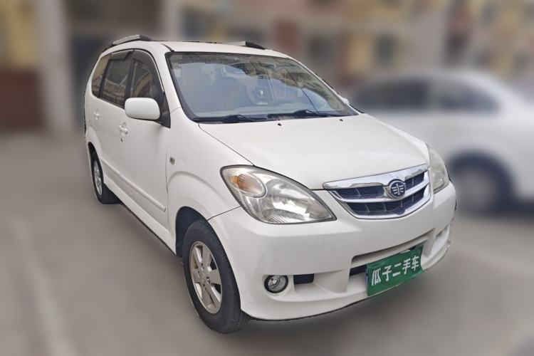 Used FAW Senya M80 2009 1.5L Manual 7-Seater Comfort Version Front Right 45 Deg