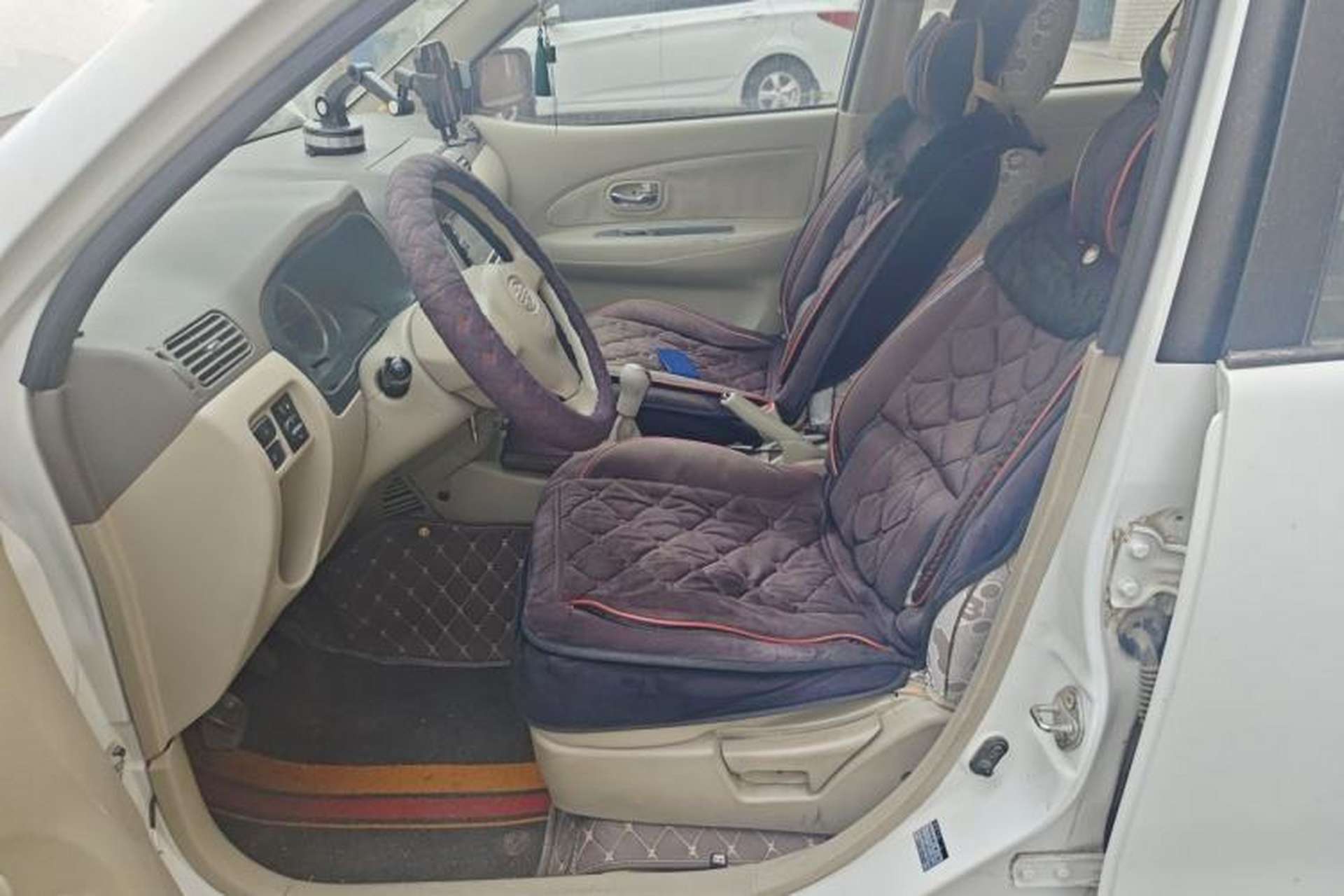Used FAW Senya M80 2009 1.5L Manual 7-Seater Comfort Version Left Front Seat