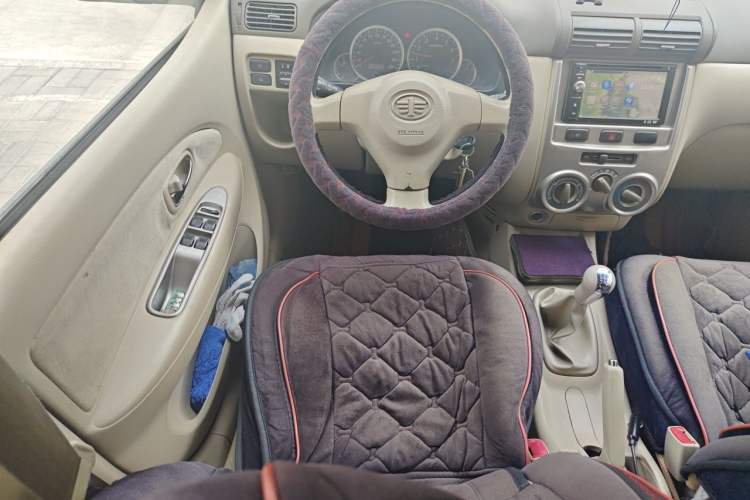 Used FAW Senya M80 2009 1.5L Manual 7-Seater Comfort Version Steering Wheel