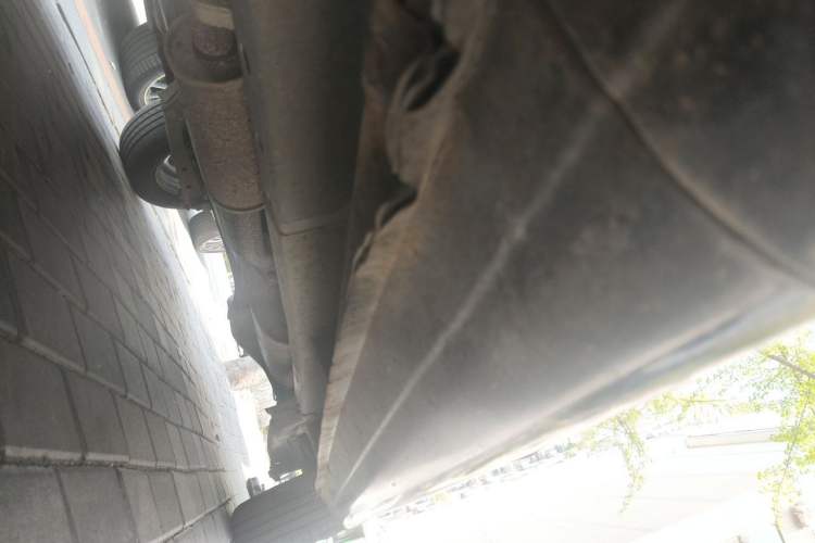 Used FAW Senya M80 2011 1.3L Manual 5 Seats Chassis Front Left