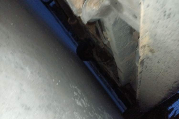 Used FAW Senya M80 2011 1.3L Manual 7-Seater Chassis Rear Right