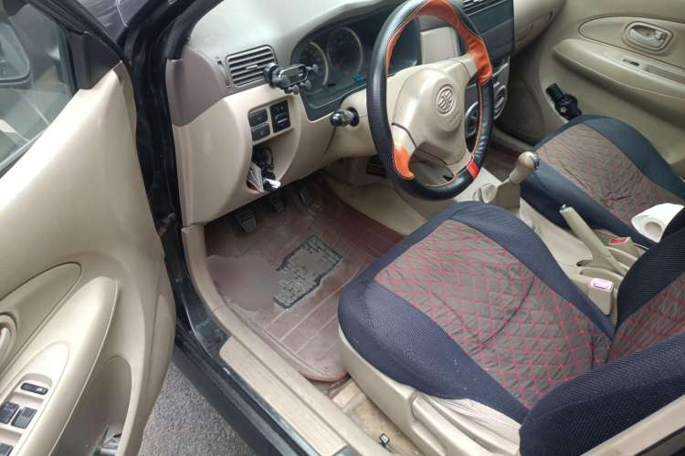 Used FAW Senya M80 2011 Value Edition 1.3L Manual 5-Seater Driver Seat