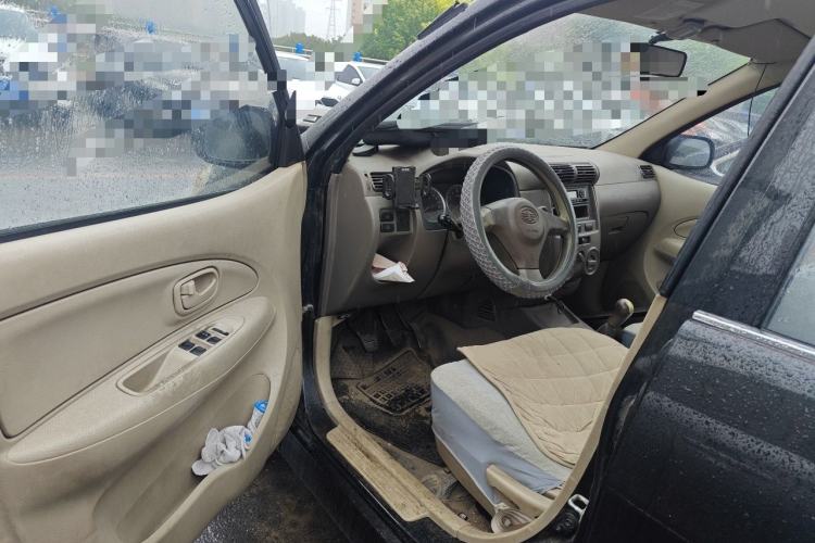 Used FAW Senya M80 2011 1.3L Manual 5 Seats Driver Seat