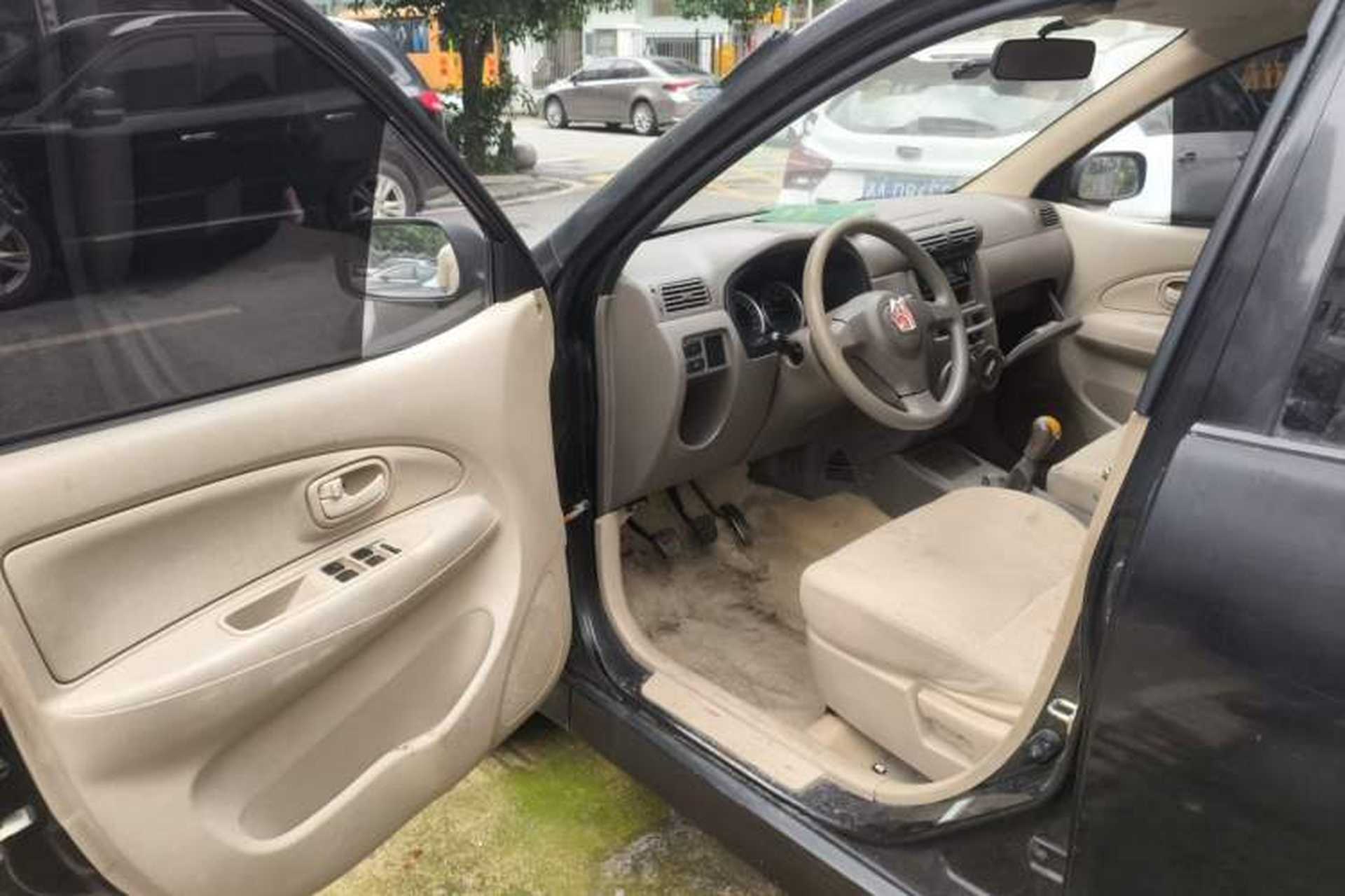 Used FAW Senya M80 2011 1.3L Manual 5 Seats Driver Seat