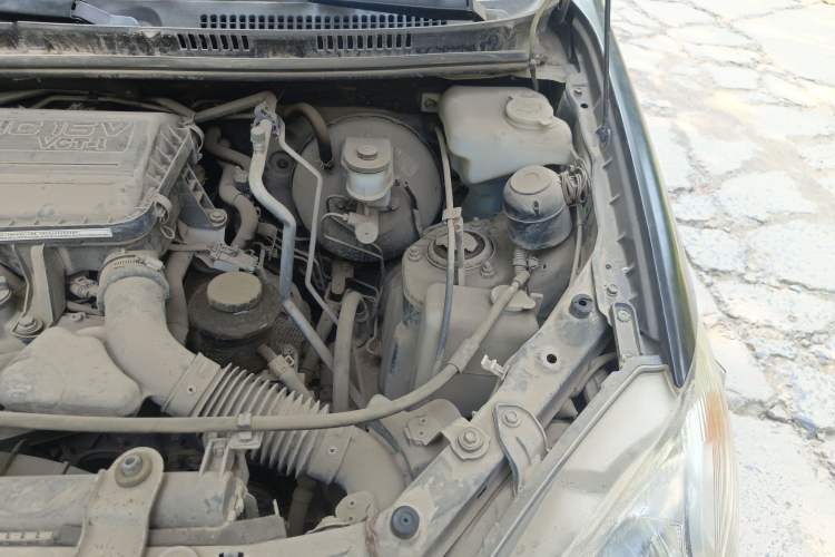 Used FAW Senya M80 2011 Value Edition 1.3L Manual 5-Seater Engine Bay Left