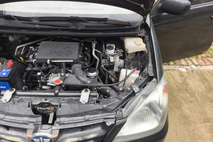 Used FAW Senya M80 2011 1.3L Manual 5 Seats Engine Bay Left