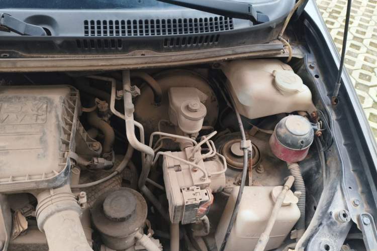 Used FAW Senya M80 2011 1.3L Manual 5 Seats Engine Bay Left