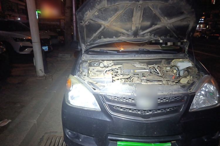 Used FAW Senya M80 2011 1.3L Manual 5 Seats Engine Bay Right