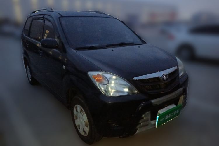 Used FAW Senya M80 2011 1.3L Manual 7-Seater Front Right 45 Deg