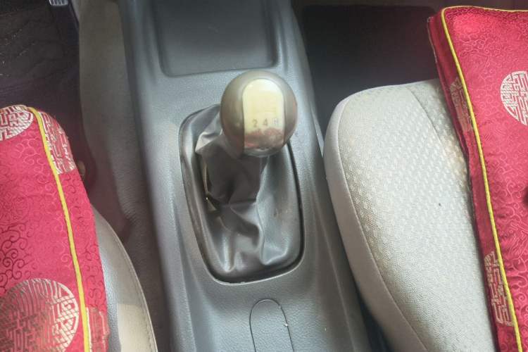 Used FAW Senya M80 2011 1.3L Manual 5 Seats Gear Lever