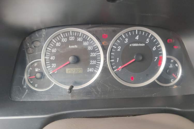 Used FAW Senya M80 2011 Value Edition 1.3L Manual 5-Seater Odometer Close Up