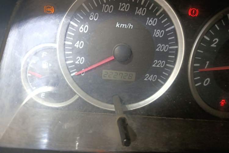 Used FAW Senya M80 2011 1.3L Manual 5 Seats Odometer Close Up