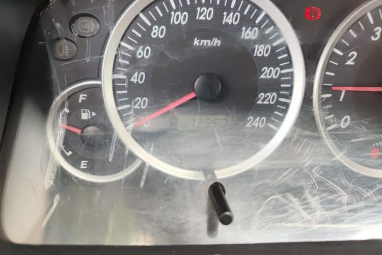 Used FAW Senya M80 2011 Value Edition 1.3L Manual 5-Seater Odometer Close Up