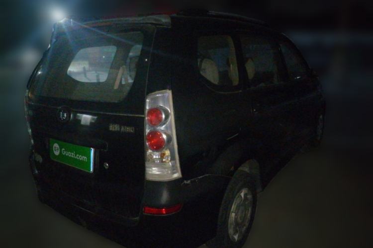 Used FAW Senya M80 2011 1.3L Manual 5 Seats Rear Right 45 Deg
