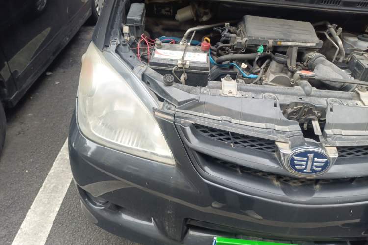 Used FAW Senya M80 2011 Value Edition 1.3L Manual 5-Seater Right Front Headlight