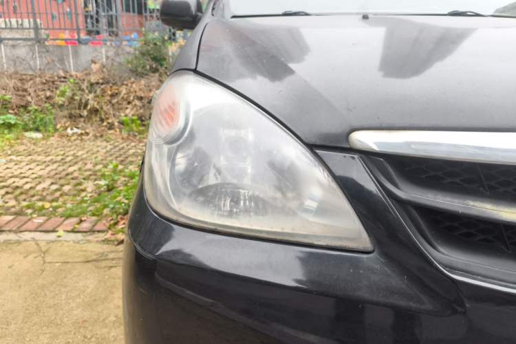 Used FAW Senya M80 2011 1.3L Manual 5 Seats Right Front Headlight