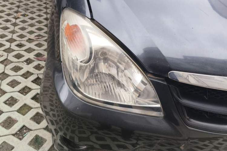 Used FAW Senya M80 2011 1.3L Manual 5 Seats Right Front Headlight