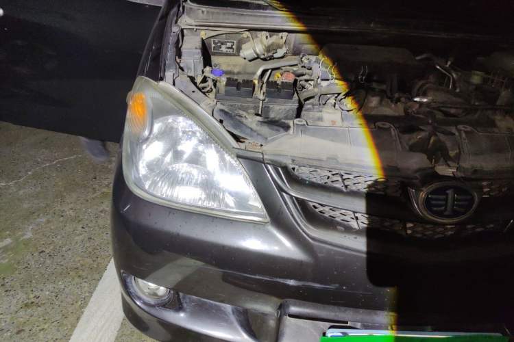 Used FAW Senya M80 2011 1.3L Manual 5 Seats Right Front Headlight