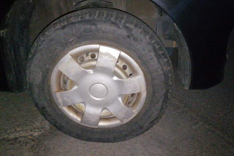 Used FAW Senya M80 2011 1.3L Manual 5 Seats Right Front Wheel Hub