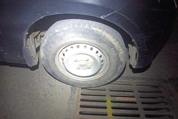 Used FAW Senya M80 2011 1.3L Manual 5 Seats Right Front Wheel Hub