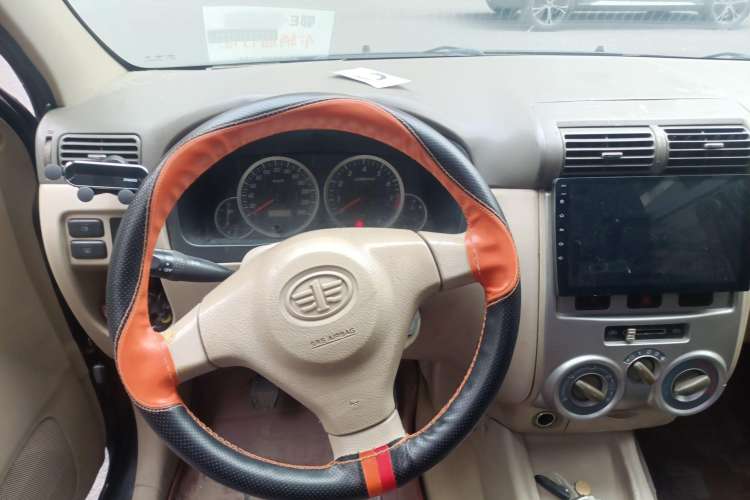 Used FAW Senya M80 2011 Value Edition 1.3L Manual 5-Seater Steering Wheel