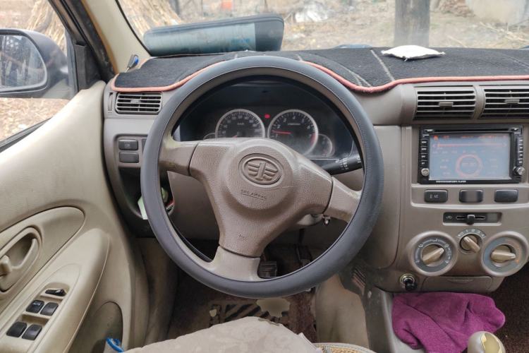 Used FAW Senya M80 2011 Value Edition 1.3L Manual 5-Seater Steering Wheel