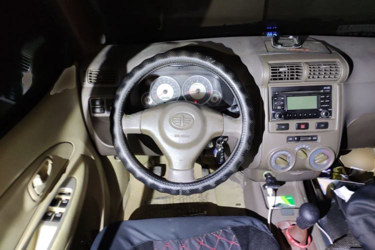 Used FAW Senya M80 2011 1.3L Manual 5 Seats Steering Wheel