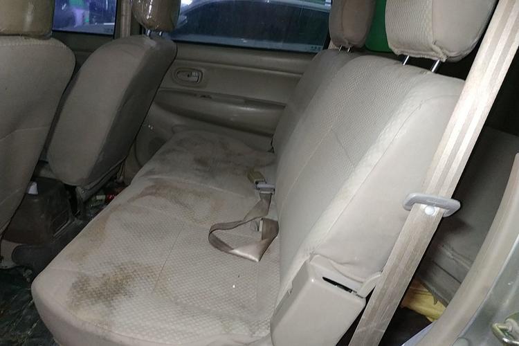 Used FAW Senya M80 2011 Value Edition 1.3L Manual 7-Seater Left Rear Seat