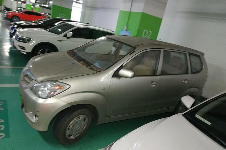 Used FAW Senya M80 2011 Value Edition 1.3L Manual 7-Seater Left Side