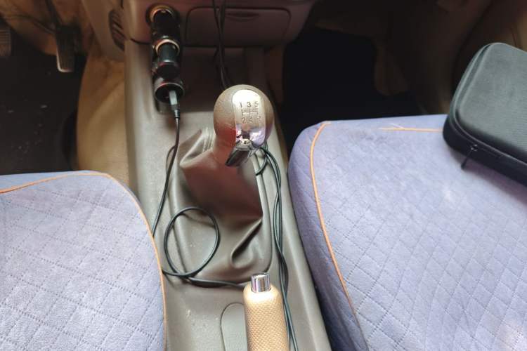 Used FAW Senya M80 2011 1.3L Manual 5 Seats Gear Lever