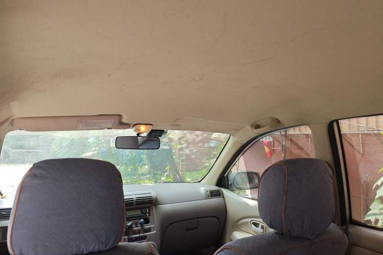 Used FAW Senya M80 2011 1.3L Manual 5 Seats Headliner