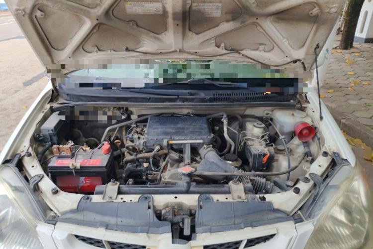 Used FAW Senya M80 2011 1.3L Manual 7-Seater Engine Bay