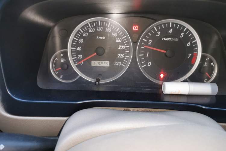 Used FAW Senya M80 2011 1.3L Manual 5 Seats Odometer Close Up