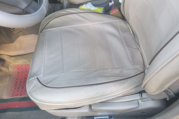 Used FAW Senya M80 2014 1.3L Manual 5-Seater Happiness Edition Left Front Seat