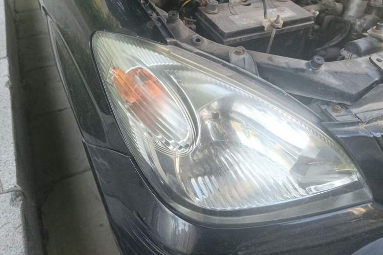 Used FAW Senya M80 2014 1.3L Manual 5-Seater Happiness Edition Right Front Headlight