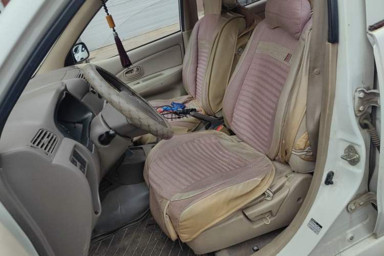 Used FAW Senya M80 2014 1.3L Manual 5-Seater Value Edition Left Front Seat