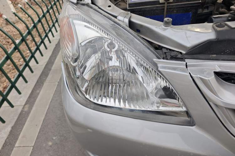 Used FAW Senya M80 2014 1.3L Manual 5-Seater Value Edition Right Front Headlight