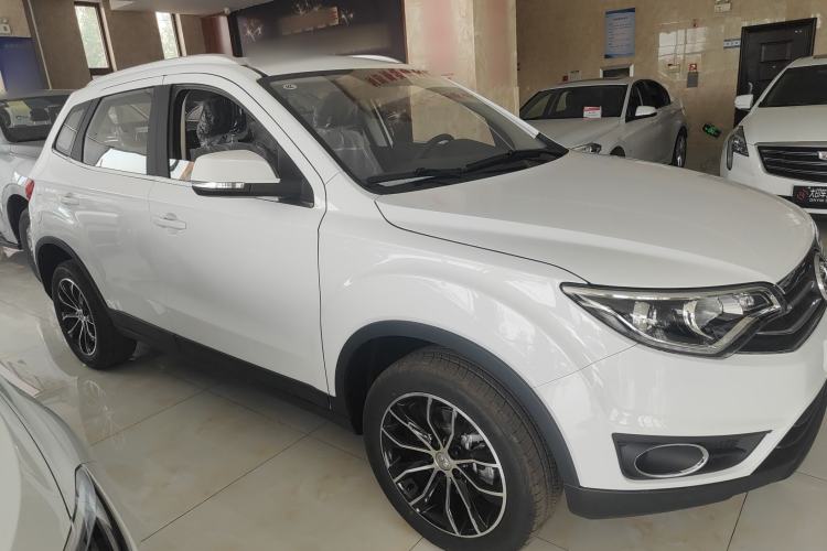 Used FAW Senya R7 2024 1.5L Automatic Comfort Version Exterior 2