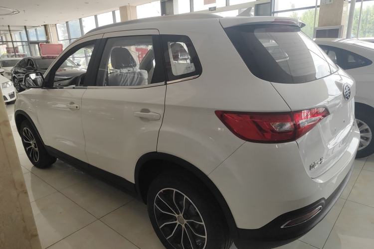 Used FAW Senya R7 2024 1.5L Automatic Comfort Version Exterior 5