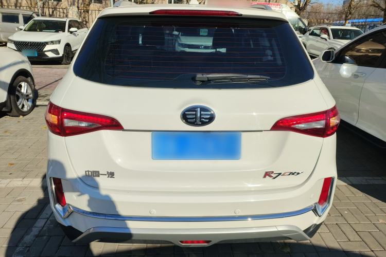 Used FAW Senya R7 2018 R7C 1.6L Manual Luxury Model Rear