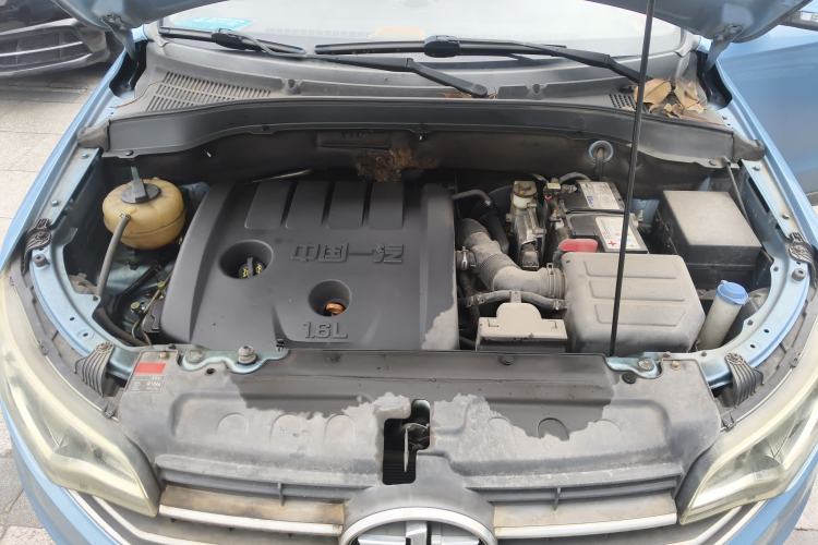 Used FAW Senya R7 2016 1.6L Manual Smart Version Engine Bay