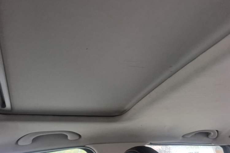Used FAW Senya R7 2016 1.6L Manual Smart Version Headliner