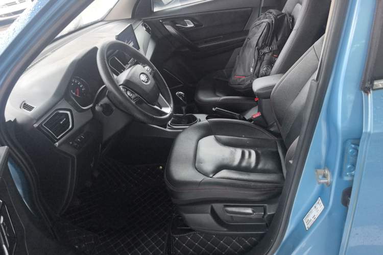 Used FAW Senya R7 2016 1.6L Manual Smart Version Left Front Seat