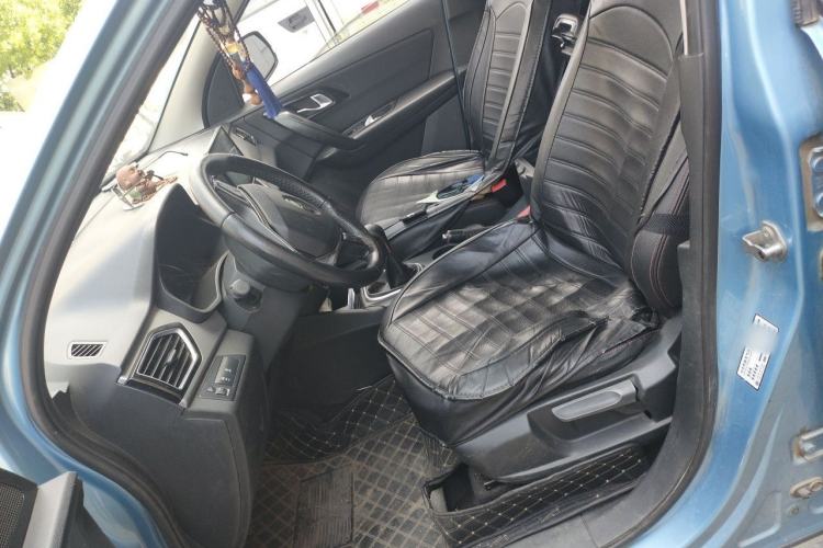 Used FAW Senya R7 2016 1.6L Manual Smart Version Left Front Seat