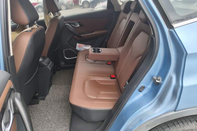 Used FAW Senya R7 2016 1.6L Manual Smart Version Left Rear Seat