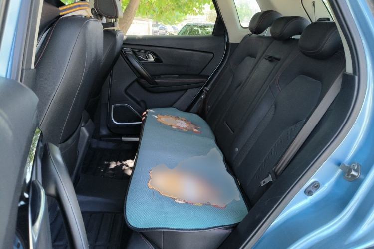 Used FAW Senya R7 2016 1.6L Automatic Prestige Model Left Rear Seat