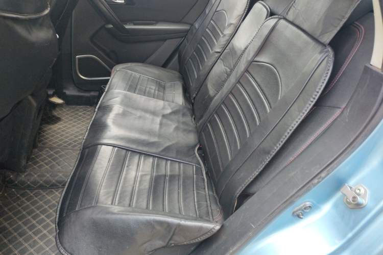 Used FAW Senya R7 2016 1.6L Manual Smart Version Left Rear Seat