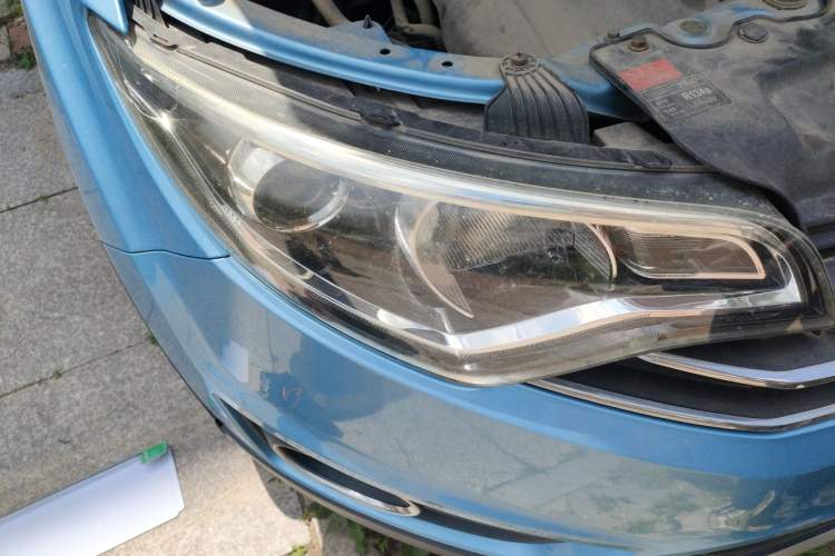 Used FAW Senya R7 2016 1.6L Manual Smart Version Right Front Headlight