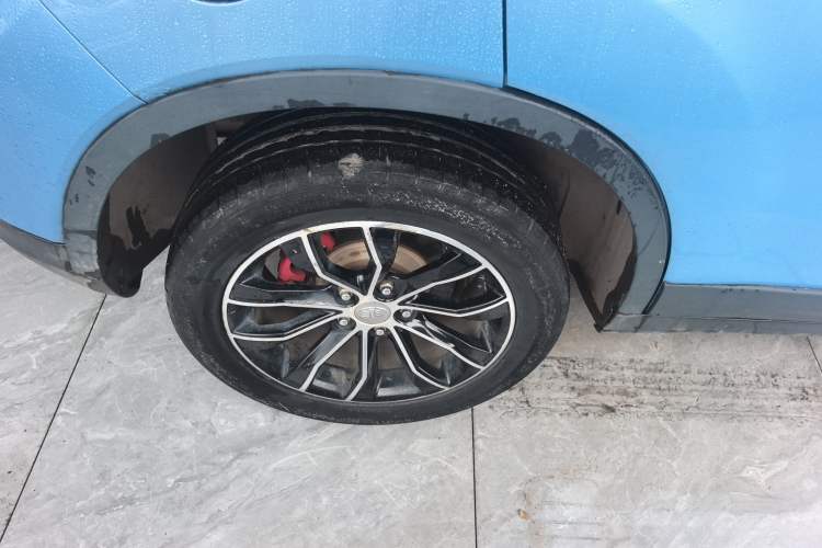 Used FAW Senya R7 2016 1.6L Manual Smart Version Right Rear Wheel Hub
